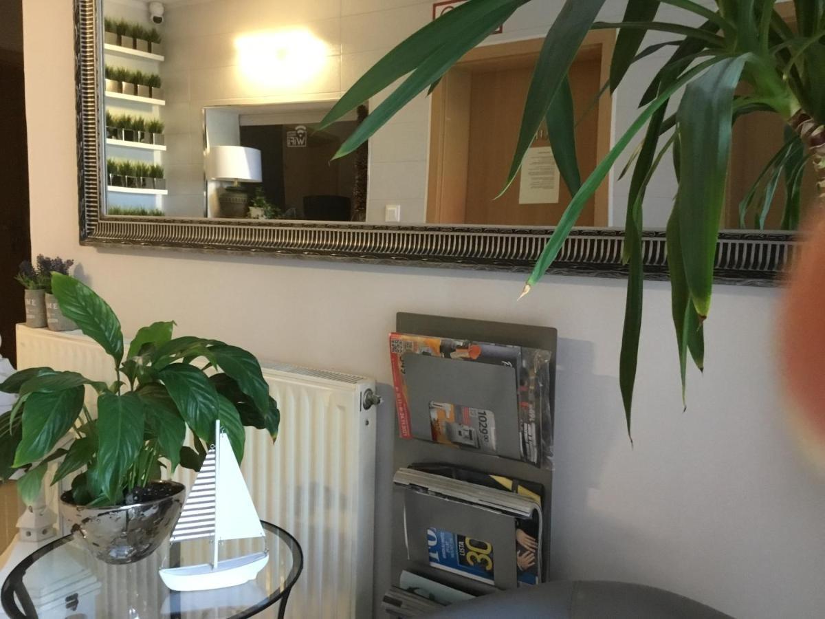 Ow Delta Villa Rewal Exteriör bild