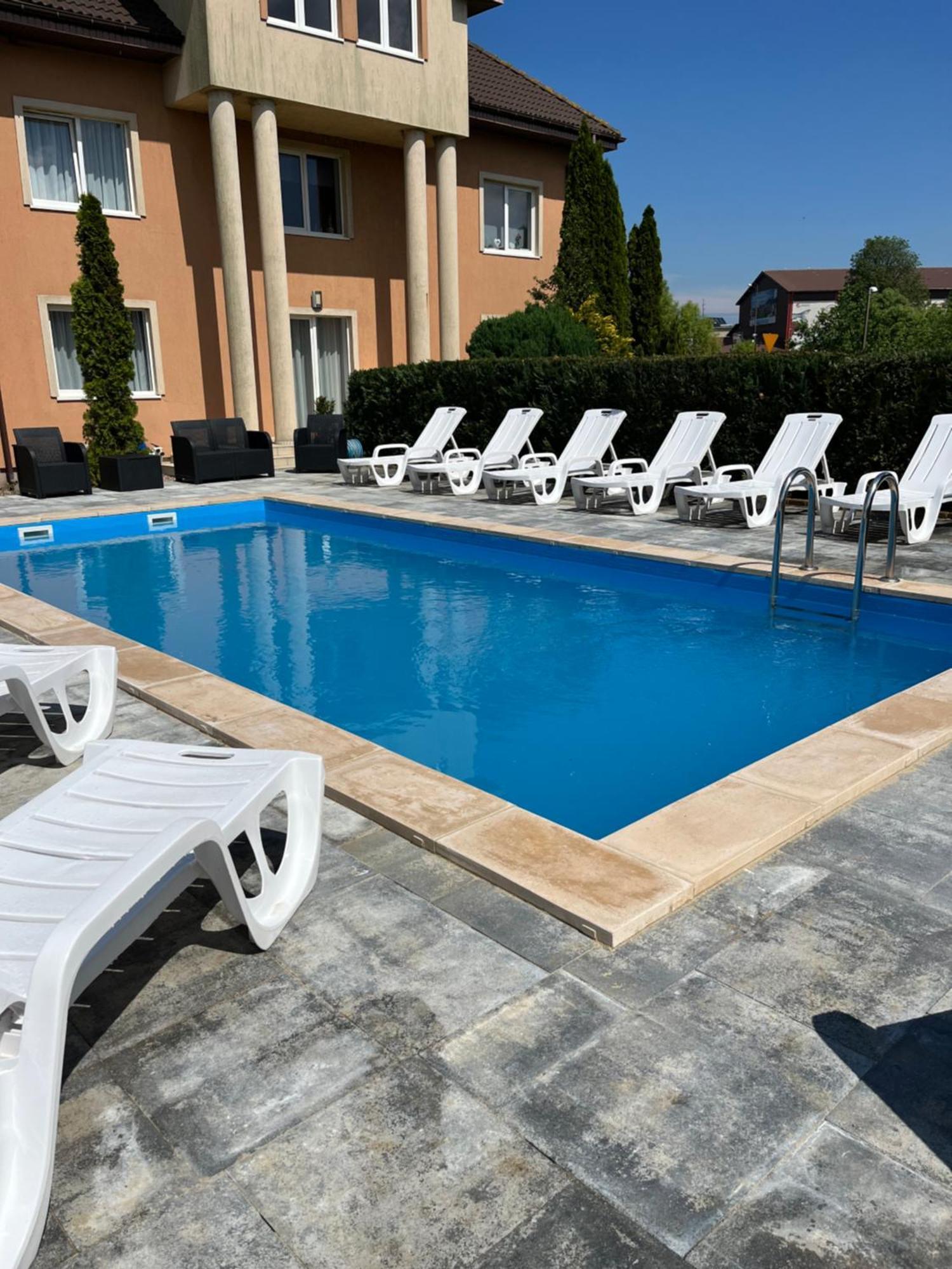 Ow Delta Villa Rewal Exteriör bild
