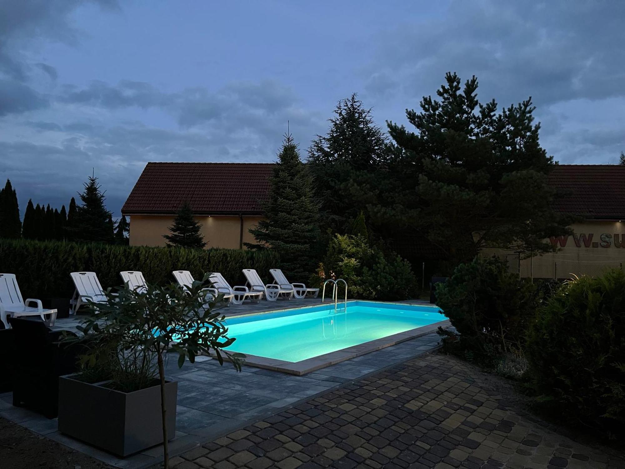Ow Delta Villa Rewal Exteriör bild